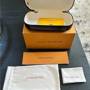 Pre-Owned Louis Vuitton Evidence Sunglasses